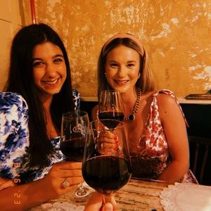 Meet your Posher, Libbu